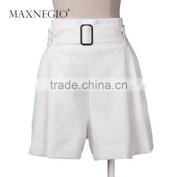 Guangzhou Maxnegio Wholesale 2016 New Style Fashion Loose Casual Women Shorts Black/ White with Belt