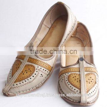 Indian Traditional Leather Foot Wear Mojari Jutties