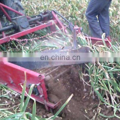 China Leading Technology Mini Peanut Harvester/onion and Garlic Harvester Equipment photo-3