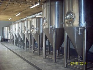 Equipamiento profesional de elaboración de cerveza de acero inoxidable. Tanque de fermentación de 10BBL con cuatro patas