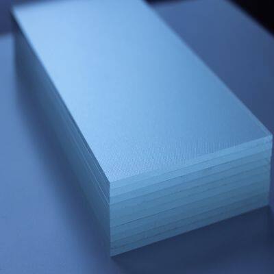 Низко-железное остекление для теплиц с 91%-ной светопропускной способностью для коммерческих растениеводов