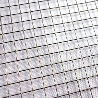 PVC Coated Welded Wire Mesh Panel With 5-10 Years Service Life for Outdoor Use photo-4