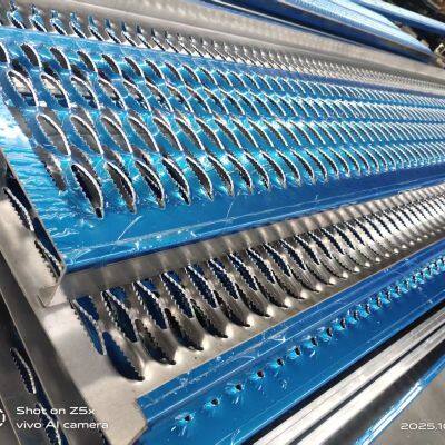Modern Anti-Skid Safety Walkway Grating Durable Perforated Grip Strut Platform With Stainless Steel for Building Use