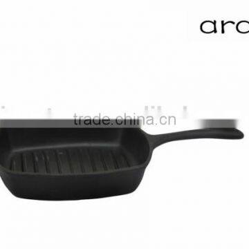 Cast iron cookware grill pan