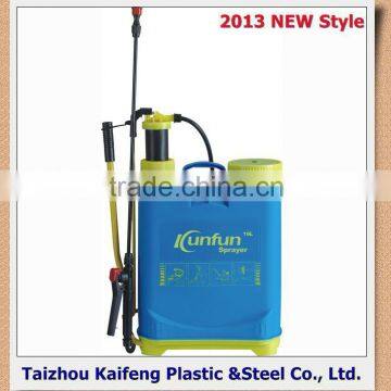 2013 New Style Manual Sprayer factory adjustable sprayer garden hand tool military foldable shovel