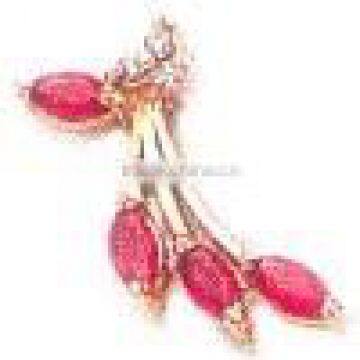 Ear Ring With Ruby &?Diamond