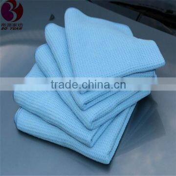 Microfiber glass cleaning towel