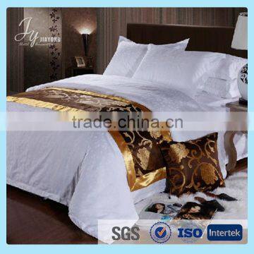 elegant & exquisite five star hotel bed runner
