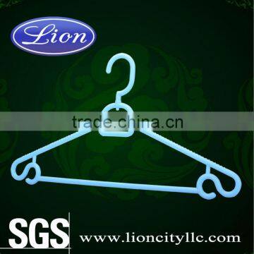 LEC-P5010 plastic pants hangers with clips