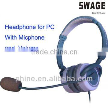 PH-313 2014 new 3.5mm plastic sport fashion wholesale earphones with micphones and volume control