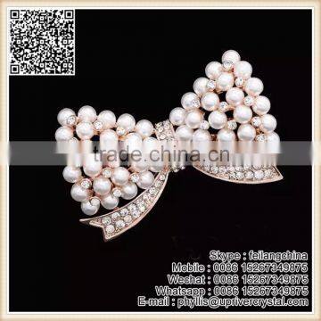 Girl Dress Decoration Cheap Fashion Pink Pearl Bow-knot Crystal Pin Brooch