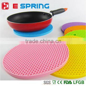 100% food grade heat resistant reusable silicone hot pot holder
