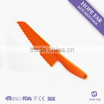 HF-106 Promotional orange color plastic salad knife