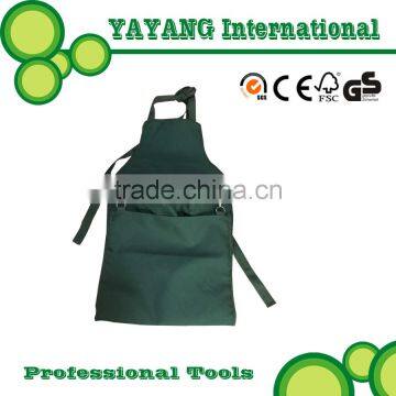 Garden Apron With Pocket for weeding and harvesting