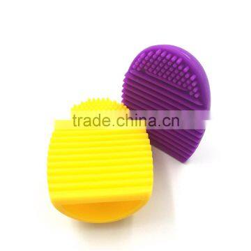 Silicone Cleaning Foundation From the Makeup Brush photo-6