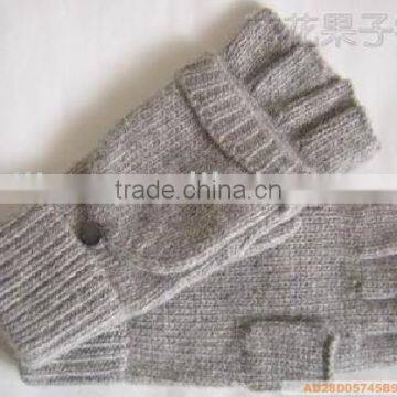 Knitted fingerless glove