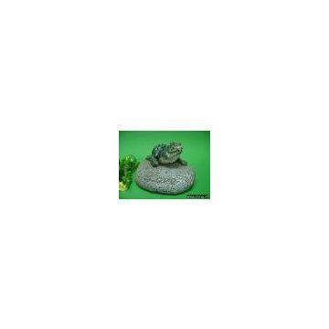 stoneware garden frog