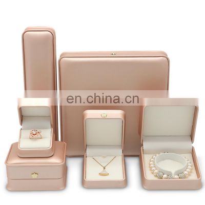 Factory direct supply pink leather convex edge jewelry box ring box leather jewelry box