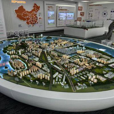 Manufacturer of large urban building models