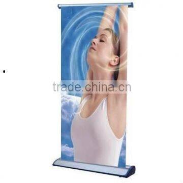 Aluminum roll up stands