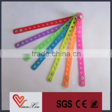 custom made holiday silicone wristband manufacturer in China