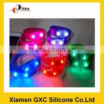 Promotional Gift Customized silicone led flashing bracelet