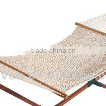 Rope Weave Hammock with Wooden Rod