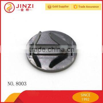 Eco-friendly Custom Embossed Logo Label photo-3