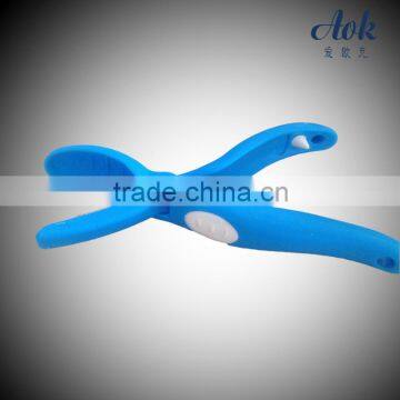 Easy-to-handle Plastic Chestnut Cutter