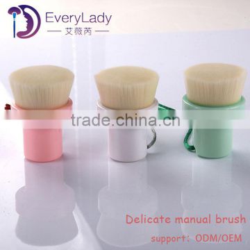 2015 popular design mini face cleaning brush