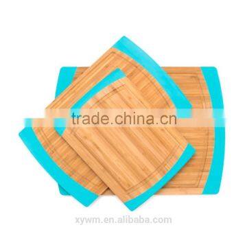 Bamboo Non Slip Cutting Board With Yellow Silicone Sides
