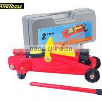 Hydraulic floor jack