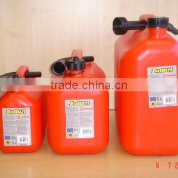 OEM Blow molding Plastic Unleaded Fuel Can with Pourer jerry cans hdpe Huizhou facatory