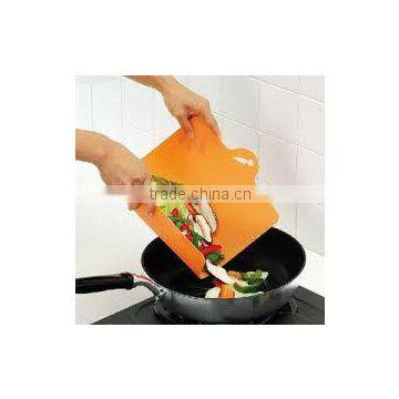 Portable Plastic Cutting Board photo-2