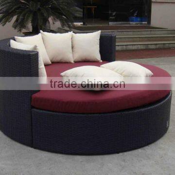 Attractive Design Round Daybed photo-2
