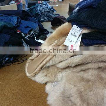 INDITEX SPANISH FASHION BRANDS APPAREL LEFTOVERS photo-3