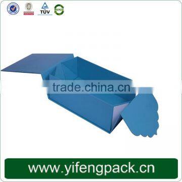 Simple Design White Cardboard Magnetic Gift Boxes Wholesale photo-3