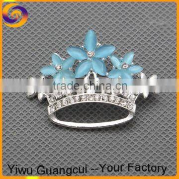 New design zinc alloy opal stone ladies crown brooch