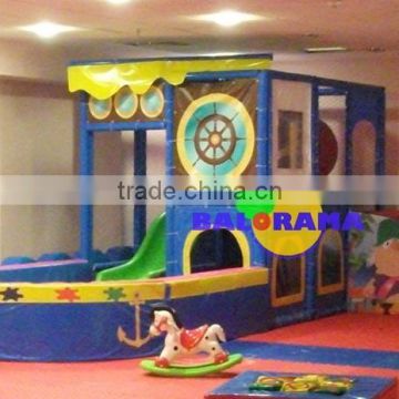 Softplay ship ball pool