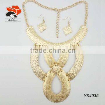 noble gold plating carved hammered dangle artificial jewelry set
