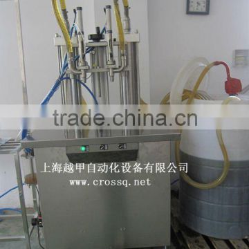 2 nozzles lube oil filling machine