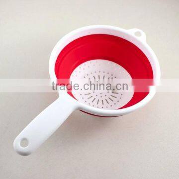 Rubber plastic colander strainer