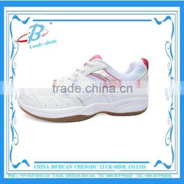 Low price good quality badminton sports shoes fashion professional unisex sports shoes