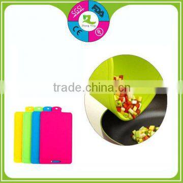 New designs kitchen utensil silicone folding Chopping Blocks