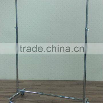 ADJUSTABLE GARMENT RACK