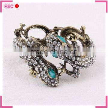 New design bangles exaggerated, Lizard shaped crystal bangles wholesale