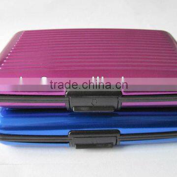 aluminum card holders in pink and blue colors