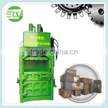 Wasted Clothing Recycling Vertical Hydraulic Compactor photo-4