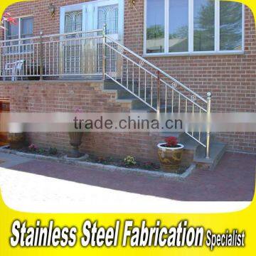 304 Stainless Steel Stair Railing Prefab Outdoor Metal Railing photo-3
