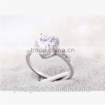 Wholesale Stock Small Order Fashion Women Heart-shaped Rings photo-3